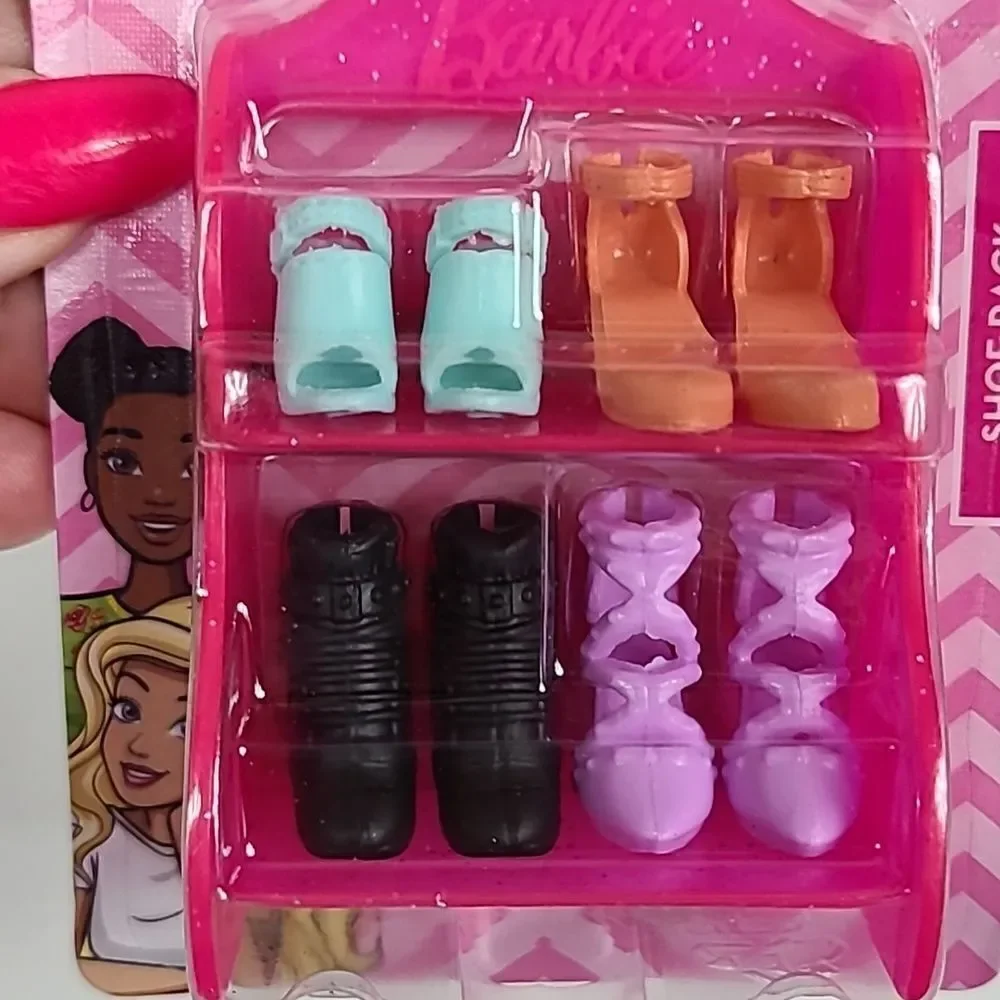 Barbie barbiecore glam